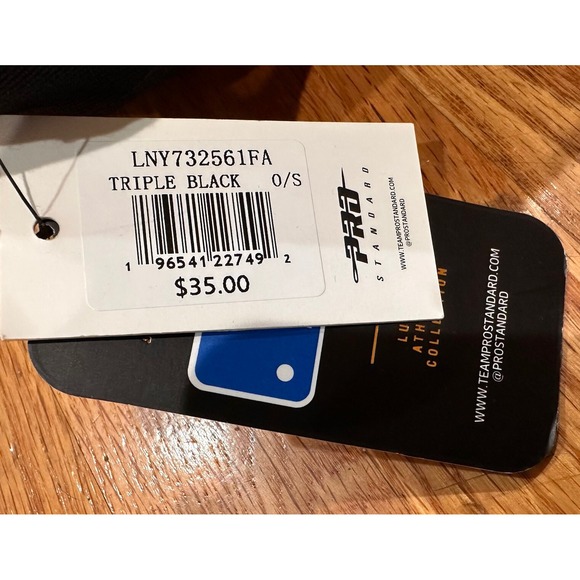 New York Yankees Hat Men's Triple Black Adjustable Baseball Cap NWT Snapback Hat - Picture 14 of 16